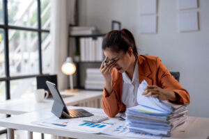 工数管理をExcelで続けていませんか？Excel管理の限界とシステム化のメリット